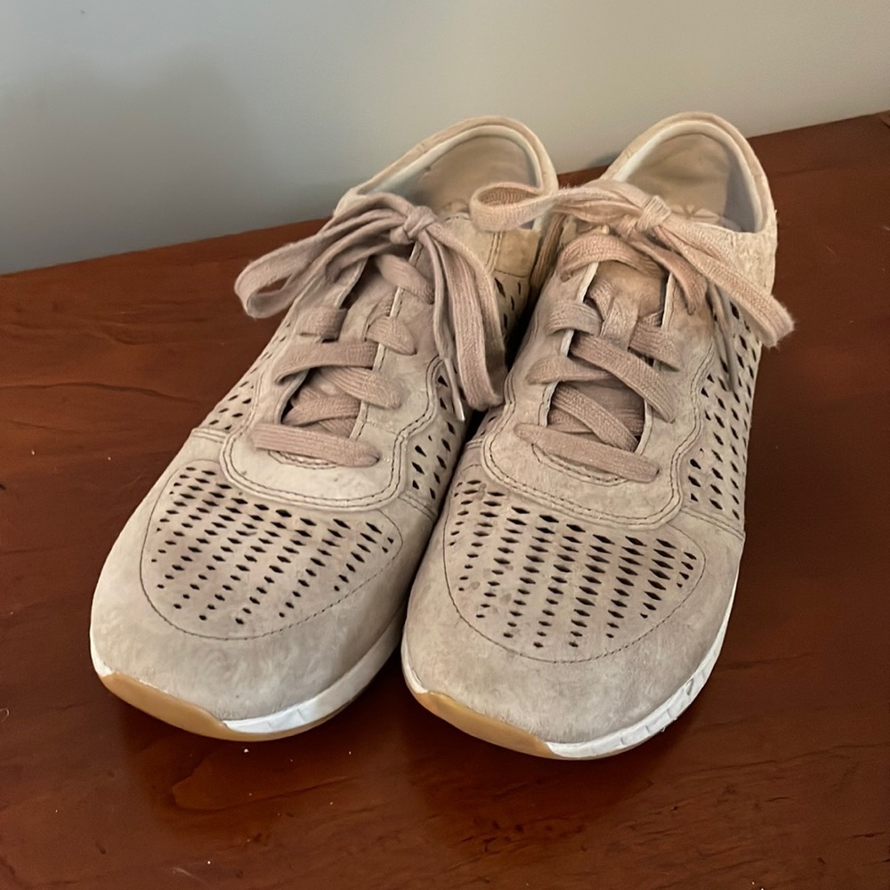 Dansko Charlie Sneakers. Size 39
